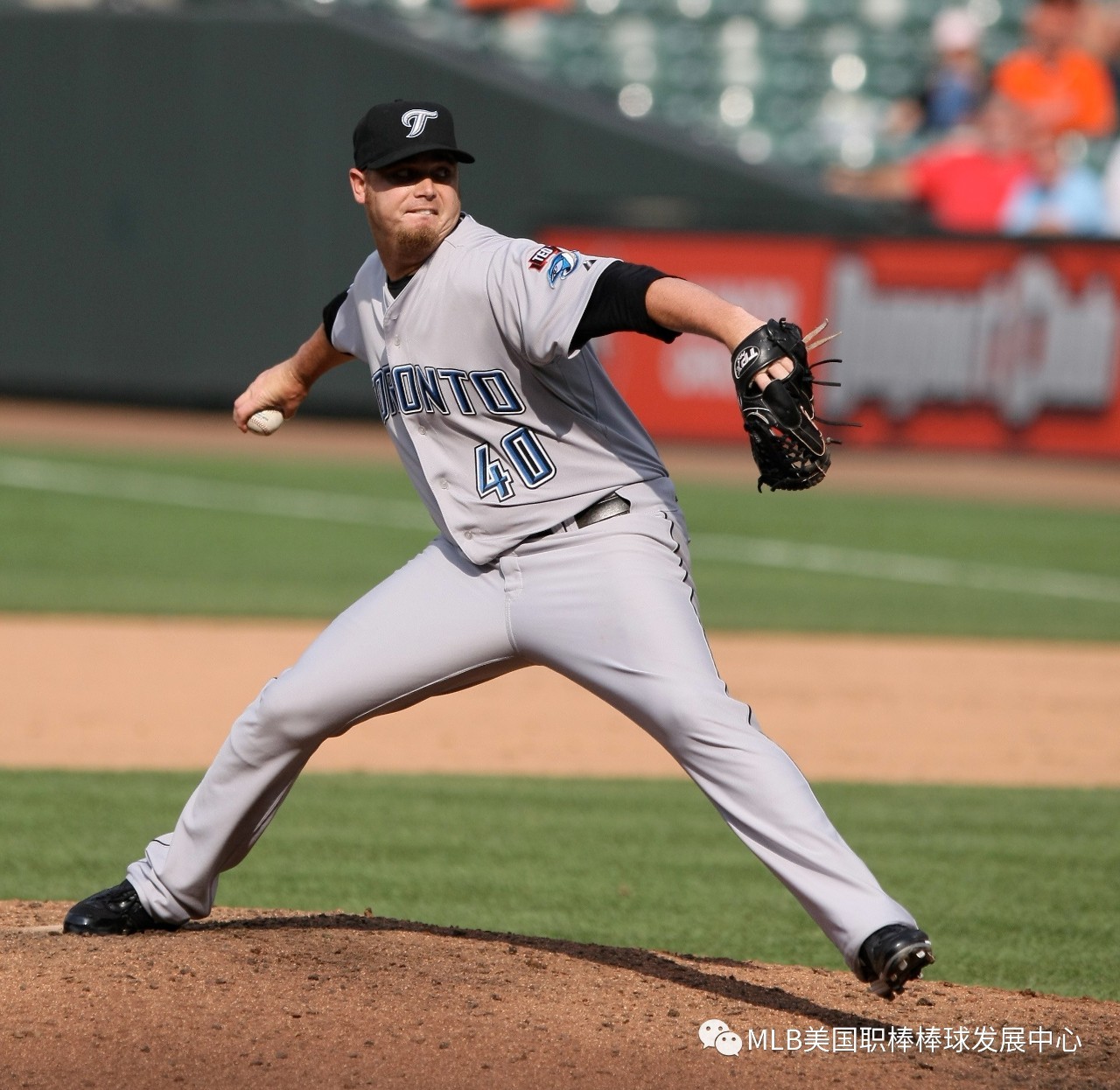 海星体育-篮球热身赛，海滨玄武队与漠南闪电队读秒扳平，体能对抗拉满！禁区内连续解围(孙铭徽复苏助广厦扳平cba总决赛)