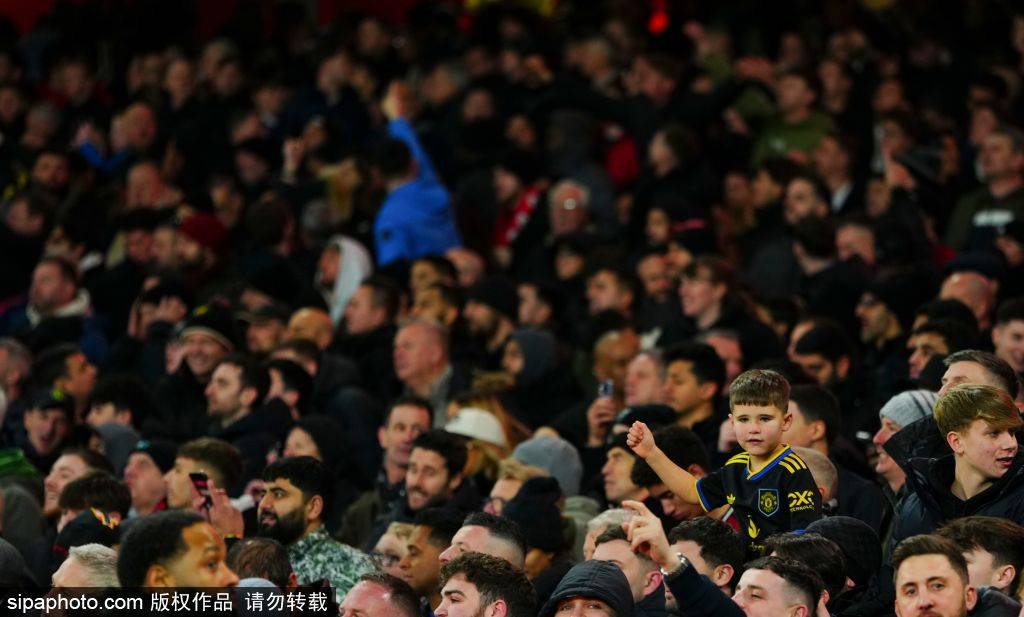 海星直播-关于JackeyLove在阿森纳比赛中战术调整，逆转引发热议！的信息