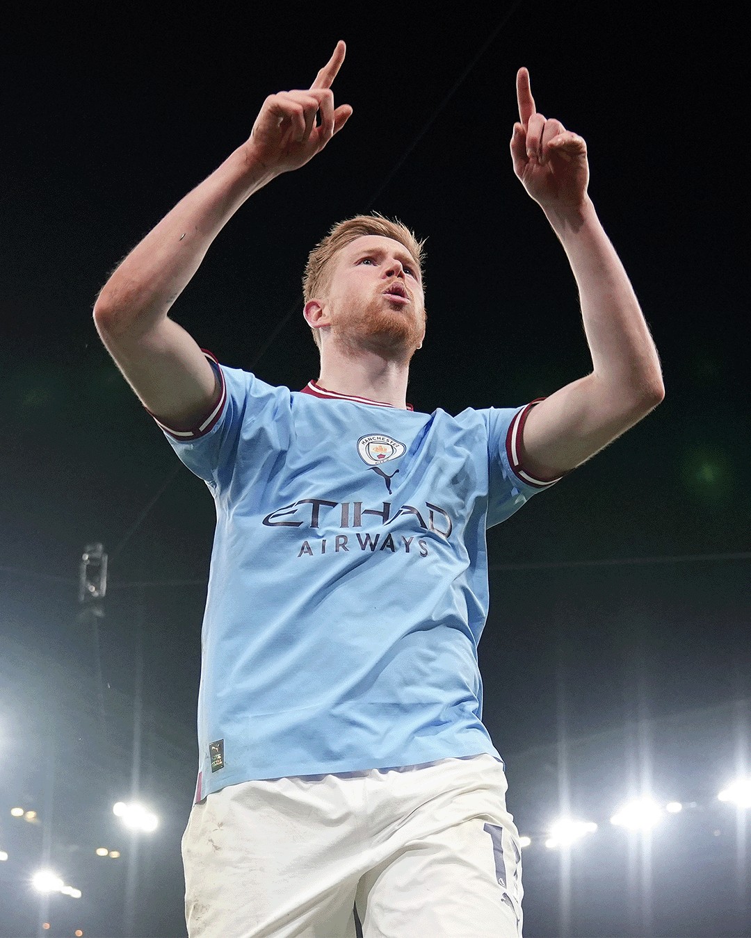 海星体育-德布劳内回归赛场，关键助攻首场状态亮眼，快船观众沸腾！的简单介绍